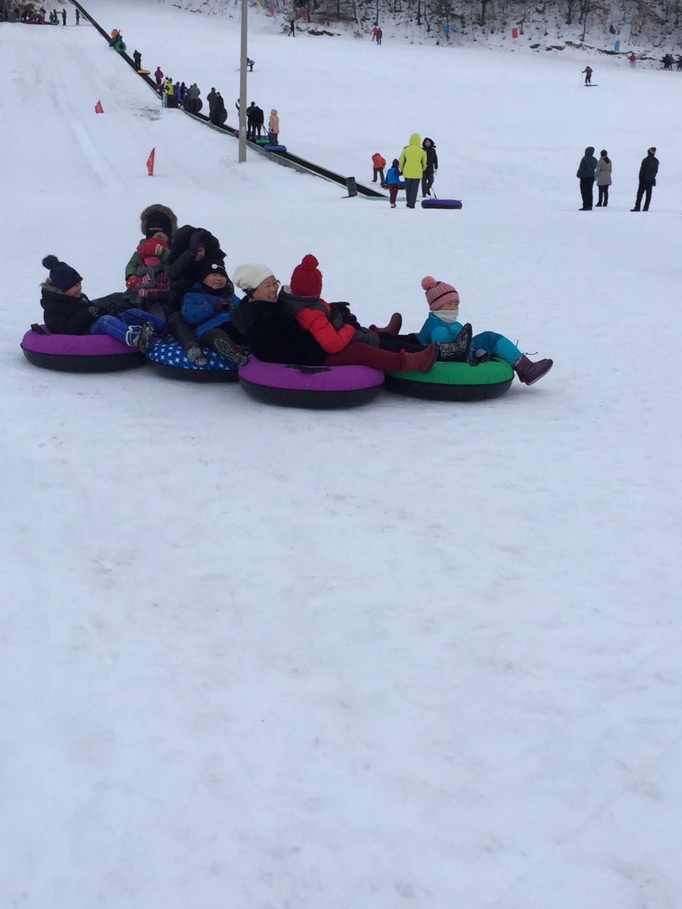 黑龍江大灣滑雪場冰雪樂園成功開幕，河北迪特加油助威